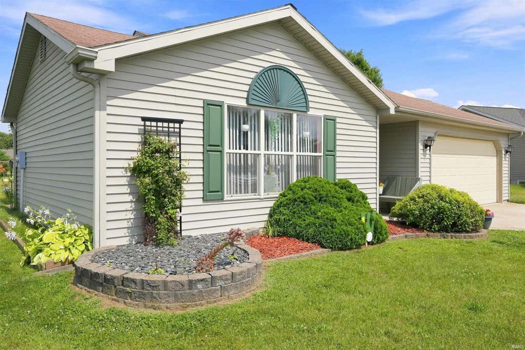 Photo of 308 Alexis Drive, Milford, IN 46542 (MLS # 202631465)