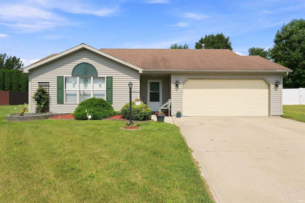 Photo of 308 Alexis Drive, Milford, IN 46542 (MLS # 202631465)