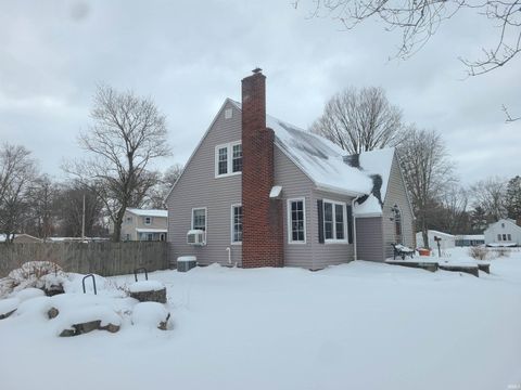 Tiny photo for 2803 Greenwood Avenue, Trail Creek, IN 46360 (MLS # 202603134)