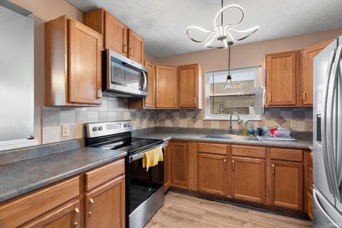 Tiny photo for 1113 Weaver Court, Lafayette, IN 47905 (MLS # 202614297)