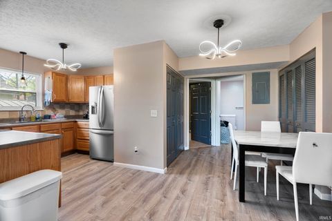 Tiny photo for 1113 Weaver Court, Lafayette, IN 47905 (MLS # 202614297)