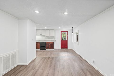 Tiny photo for 1621 N 16TH Street, Lafayette, IN 47904 (MLS # 202627658)