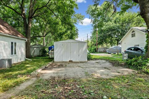 Tiny photo for 1621 N 16TH Street, Lafayette, IN 47904 (MLS # 202627658)