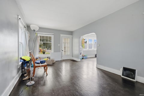 Tiny photo for 418 Rose Lane, Fort Wayne, IN 46807 (MLS # 202638003)