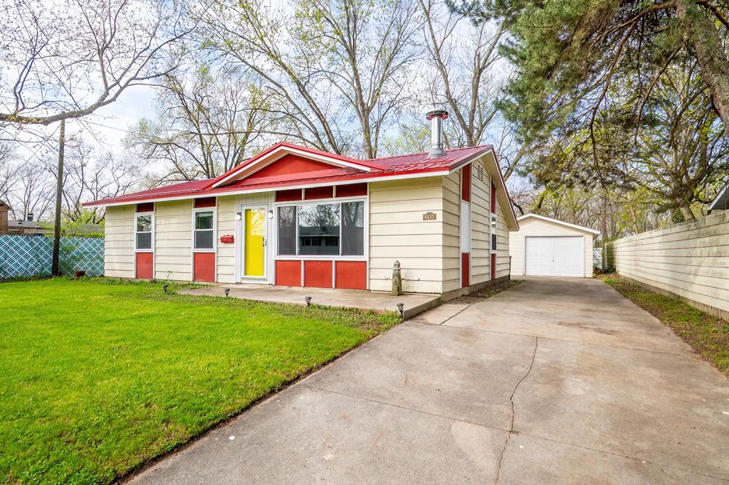 Photo of 6410 Kent Road, Fort Wayne, IN 46816 (MLS # 202612634)