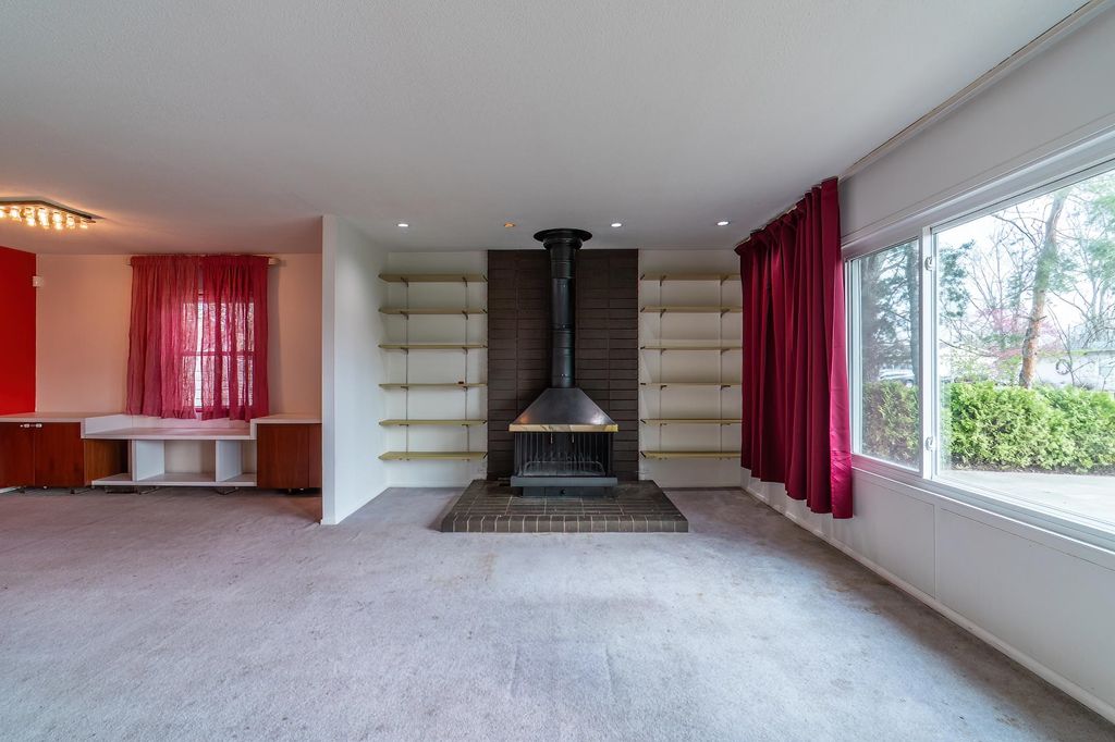 Photo of 6410 Kent Road, Fort Wayne, IN 46816 (MLS # 202612634)