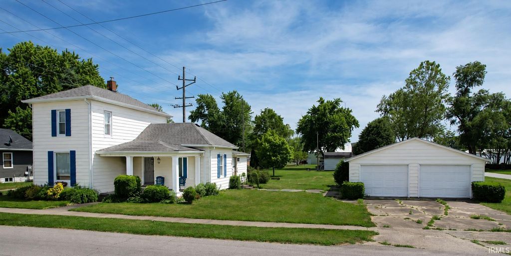 Photo of 203 E 4Th Street, Monon, IN 47959 (MLS # 202620846)