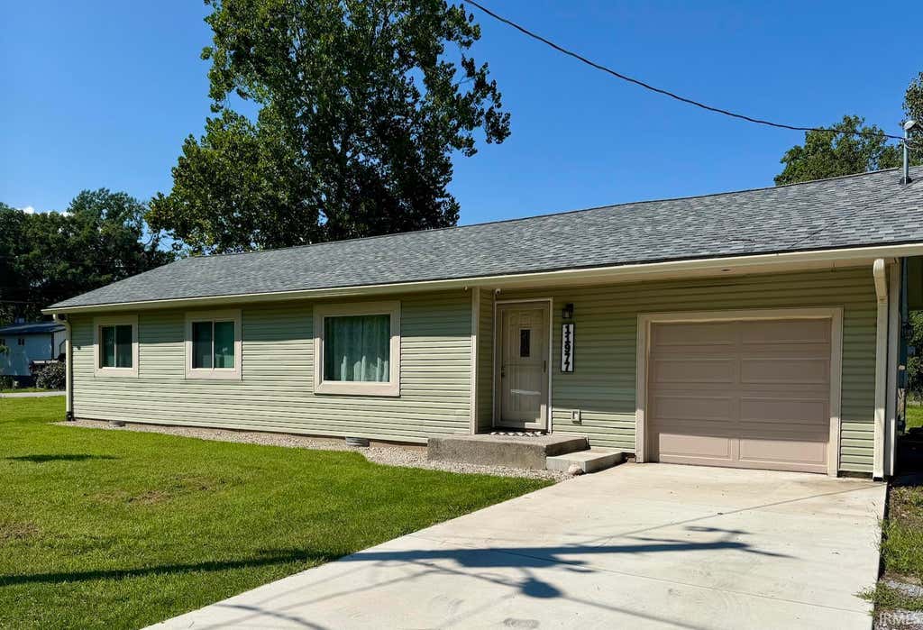 Photo of 11977 W Woodbine Road, Monticello, IN 47960 (MLS # 202634464)