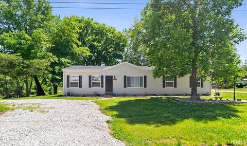 Photo of 414 E State Road 64, Oakland City, IN 47660 (MLS # 202618008)
