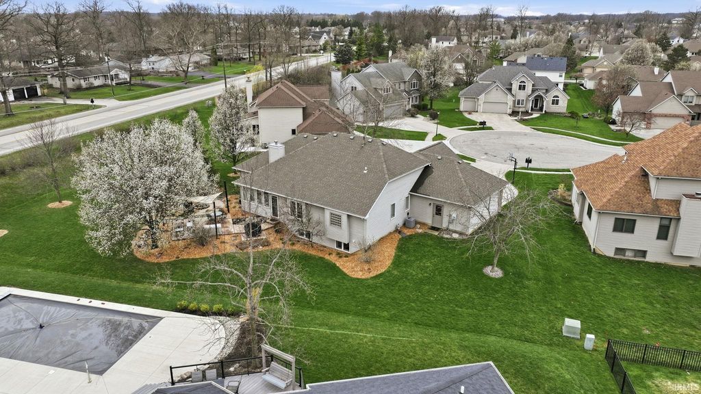 Photo of 12718 Capshaw Court, Fort Wayne, IN 46845 (MLS # 202612272)