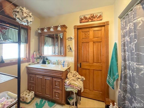 Tiny photo for 1228 S LOCKE Street, Kokomo, IN 46902 (MLS # 202642309)