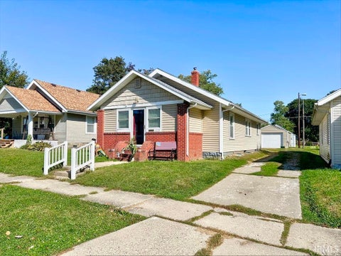 Photo of 1228 S LOCKE Street, Kokomo, IN 46902 (MLS # 202642309)