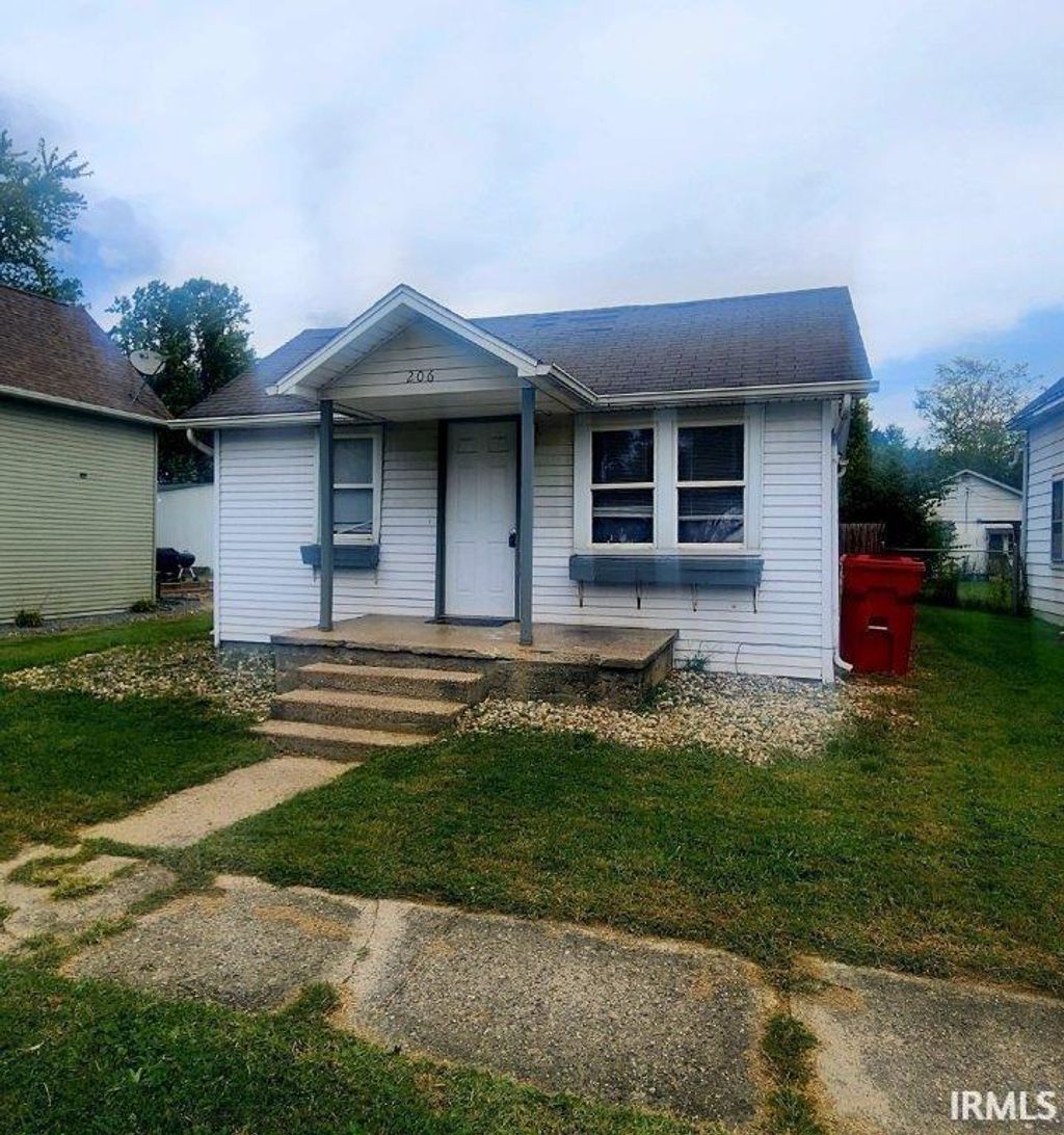 Photo of 206 N Franklin Street, Mentone, IN 46539 (MLS # 202547934)