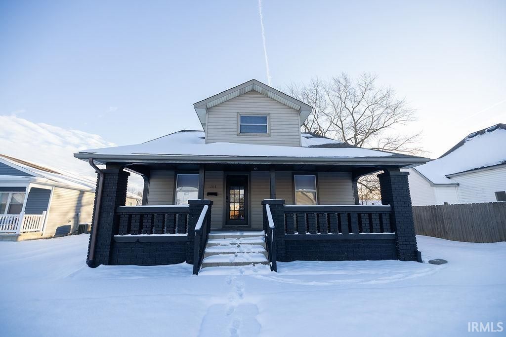 Photo of 1206 S Madison Street, Muncie, IN 47302 (MLS # 202549132)