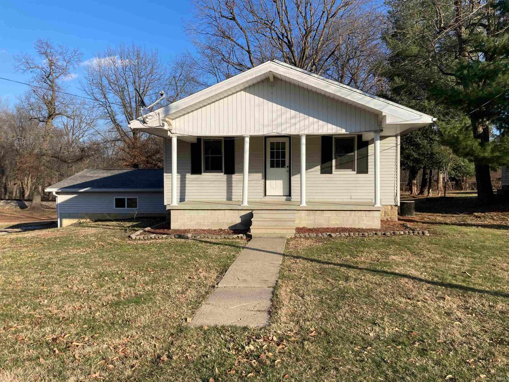 Photo of 5122 S Lincoln Street, Oakland City, IN 47660 (MLS # 202600556)