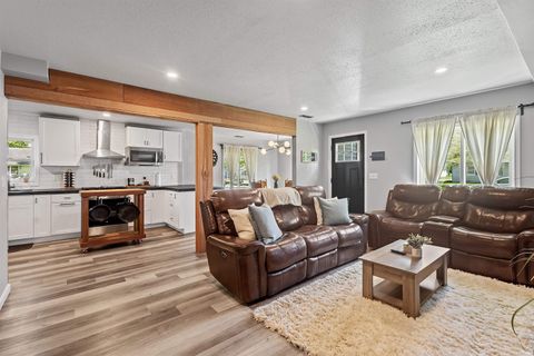Tiny photo for 2030 Perrine Street, Lafayette, IN 47904 (MLS # 202617193)