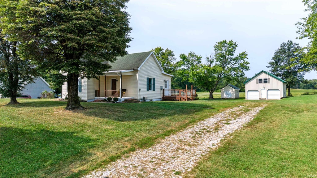 Photo of 931 N 225 W, Princeton, IN 47670 (MLS # 202632844)