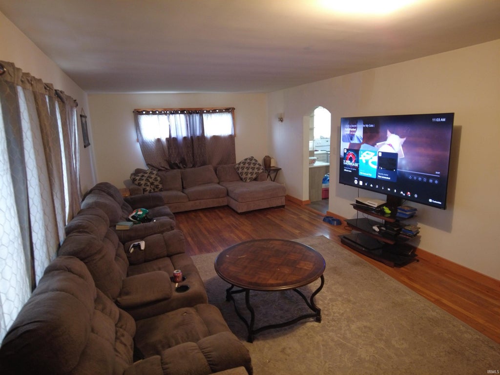 Photo of 117 Edgewood Drive, Bedford, IN 47421 (MLS # 202632624)