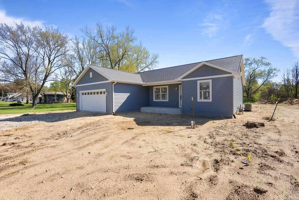 Photo of 51656 Cherry Road, Granger, IN 46530 (MLS # 202614347)