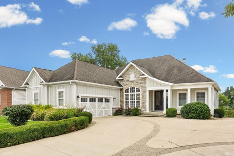 Photo of 4551 Spinnaker Trace Trace, Lafayette, IN 47909 (MLS # 202636334)