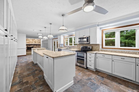 Tiny photo for 1513 Tanglewood Drive, Lafayette, IN 47905 (MLS # 202639357)