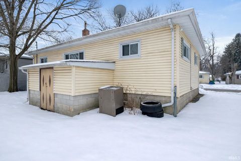 Tiny photo for 4422 E 20th Court, Gary, IN 46405 (MLS # 202603877)