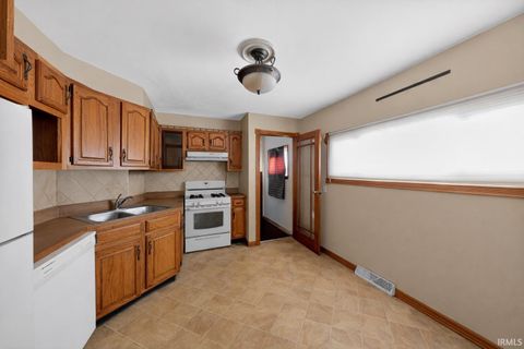 Tiny photo for 4422 E 20th Court, Gary, IN 46405 (MLS # 202603877)