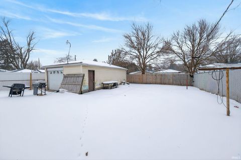 Tiny photo for 4422 E 20th Court, Gary, IN 46405 (MLS # 202603877)
