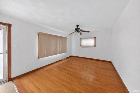 Tiny photo for 4422 E 20th Court, Gary, IN 46405 (MLS # 202603877)