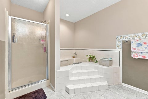 Tiny photo for 8323 Ramshire Lane, Fort Wayne, IN 46835 (MLS # 202636541)