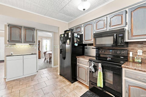 Tiny photo for 8323 Ramshire Lane, Fort Wayne, IN 46835 (MLS # 202636541)