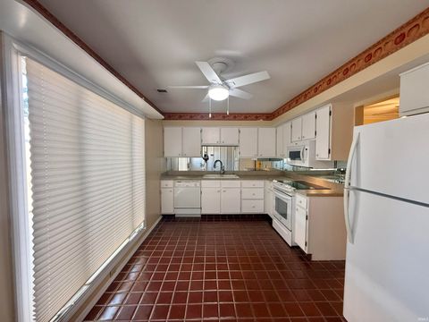 Tiny photo for 1103 Burdette Avenue, Evansville, IN 47714 (MLS # 202614458)