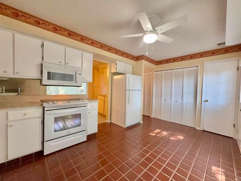 Tiny photo for 1103 Burdette Avenue, Evansville, IN 47714 (MLS # 202614458)