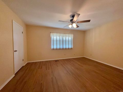 Tiny photo for 1103 Burdette Avenue, Evansville, IN 47714 (MLS # 202614458)
