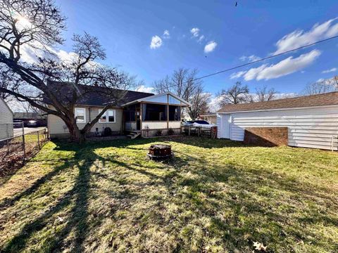 Tiny photo for 901 S Market Street, Winamac, IN 46996 (MLS # 202607849)