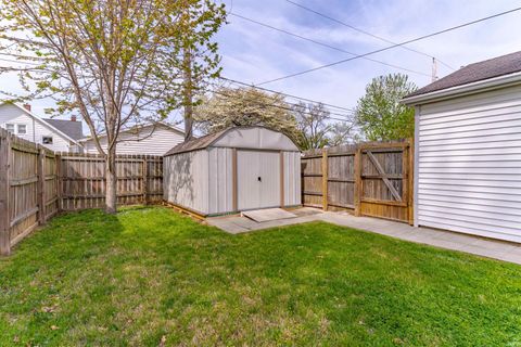 Tiny photo for 1908 Bellemeade Avenue, Evansville, IN 47714 (MLS # 202612116)