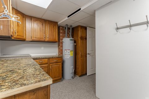 Tiny photo for 1908 Bellemeade Avenue, Evansville, IN 47714 (MLS # 202612116)