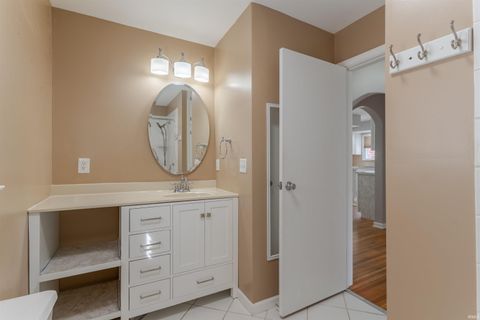 Tiny photo for 1908 Bellemeade Avenue, Evansville, IN 47714 (MLS # 202612116)