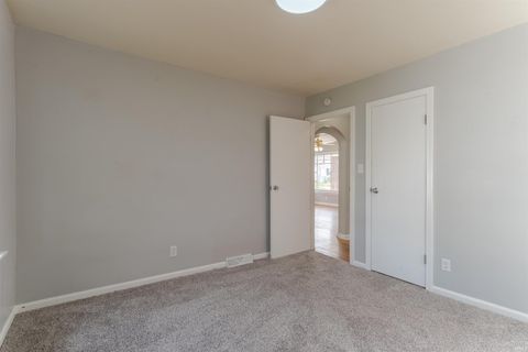 Tiny photo for 1908 Bellemeade Avenue, Evansville, IN 47714 (MLS # 202612116)