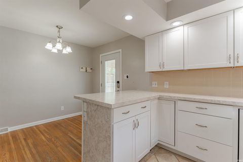 Tiny photo for 1908 Bellemeade Avenue, Evansville, IN 47714 (MLS # 202612116)