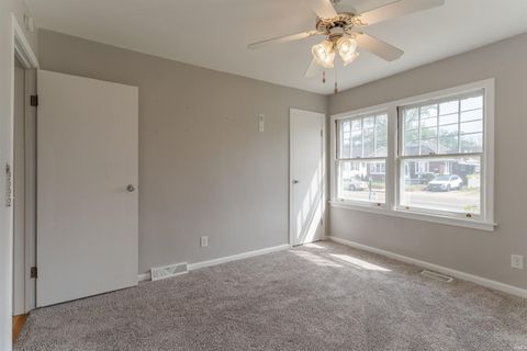 Tiny photo for 1908 Bellemeade Avenue, Evansville, IN 47714 (MLS # 202612116)