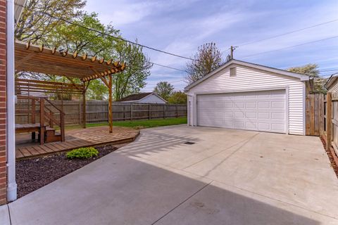 Tiny photo for 1908 Bellemeade Avenue, Evansville, IN 47714 (MLS # 202612116)