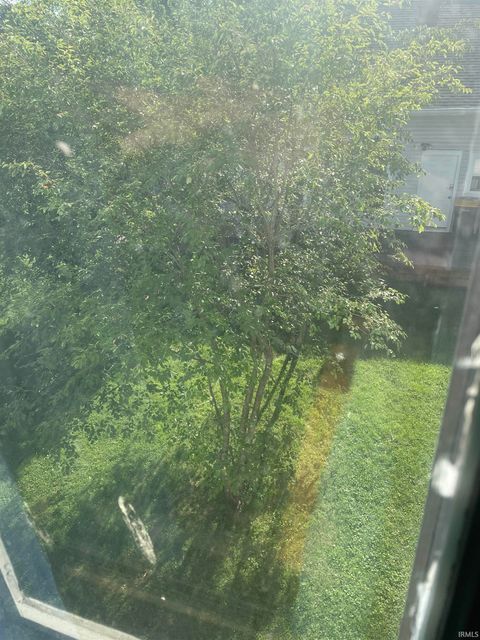 Photo of 515 W Kirkwood Avenue, Bloomington, IN 47404 (MLS # 202615730)