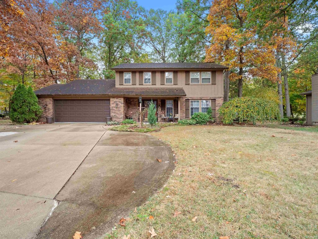 Photo of 6926 Rockcroft Court, Fort Wayne, IN 46835 (MLS # 202542137)