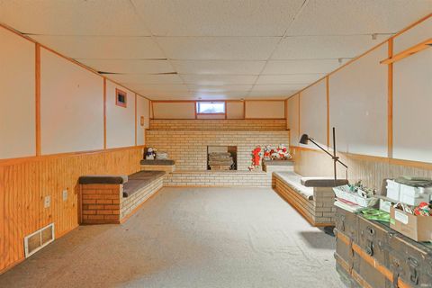 Tiny photo for 140 Oakside Avenue, Mishawaka, IN 46544 (MLS # 202547765)