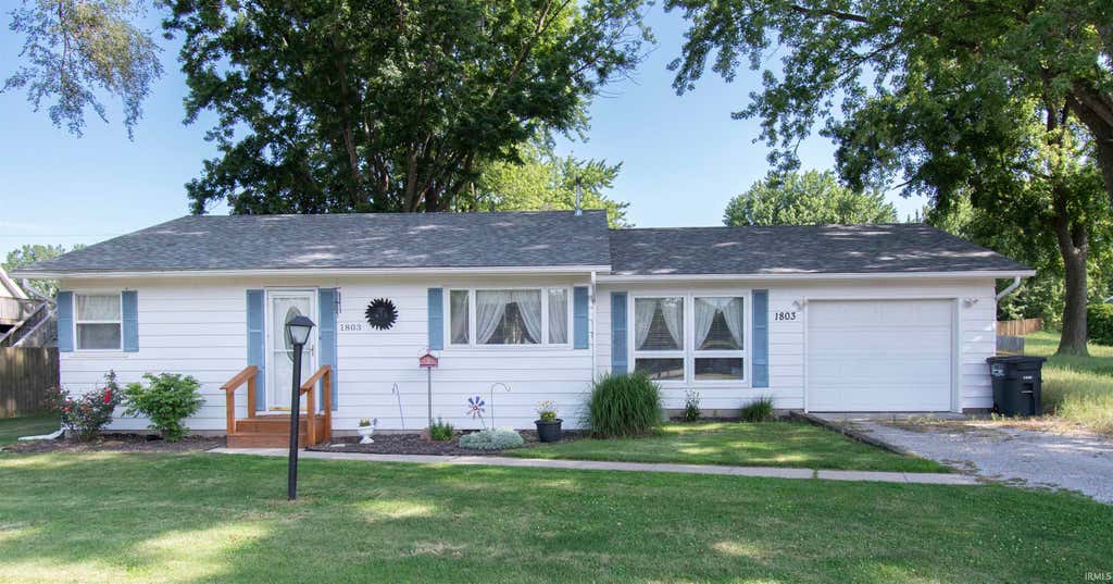 Photo of 1803 Dowling Street, Kendallville, IN 46755 (MLS # 202626660)