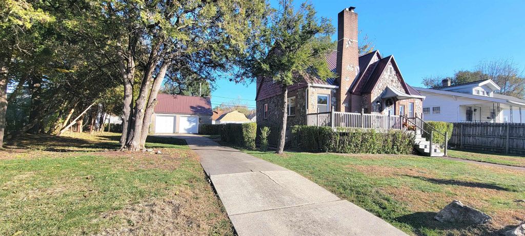 Photo of 726 S Falcon Street, South Bend, IN 46619 (MLS # 202545308)