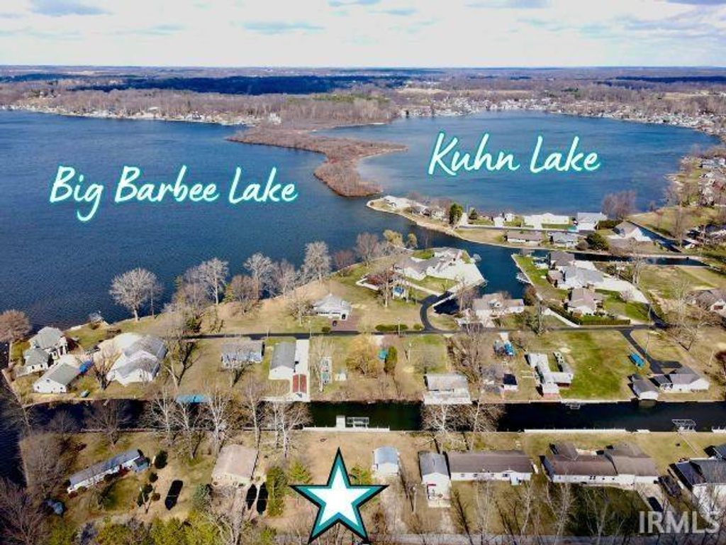 Photo of 104 EMS B20D Lane, Pierceton, IN 46562 (MLS # 202608516)