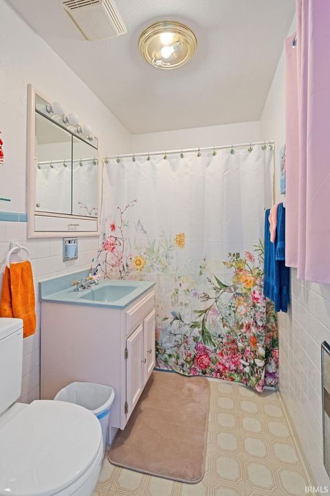 Tiny photo for 306 W Jackson Street, Galveston, IN 46932 (MLS # 202538226)