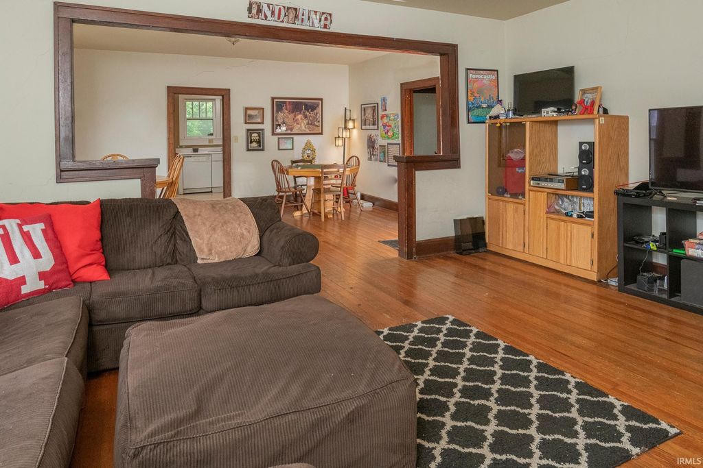 Photo of 402 E 1st Street, Bloomington, IN 47401 (MLS # 202547902)